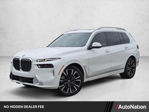 Alpine White 2024 BMW X7 xDrive40i