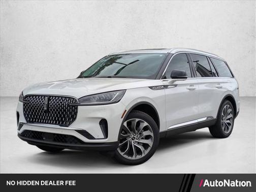 pristine white metallic tri-coat 2026 Lincoln Aviator Premiere