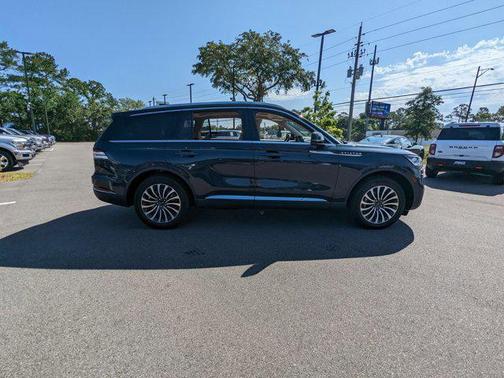 2023 Lincoln Aviator Reserve AWD