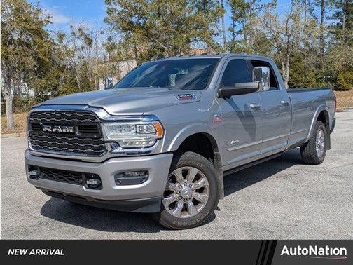 2019 RAM 3500 Limited Crew Cab 4x4 8' Box