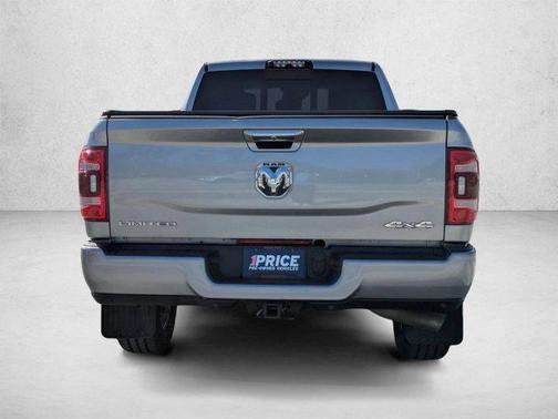 Billet Silver Metallic Clearcoat 2019 RAM 3500 Limited Crew Cab 4x4 8' Box