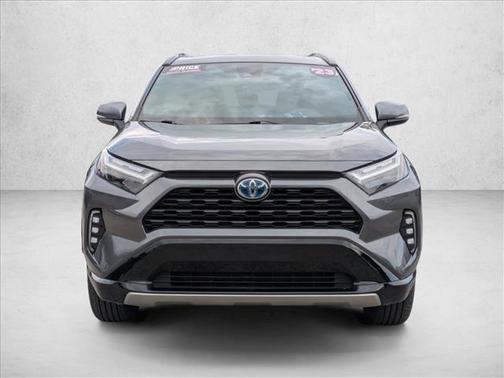 2023 Toyota RAV4 Hybrid SE