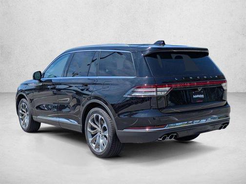 Infinite Black Metallic Clearcoat 2026 Lincoln Aviator Premiere