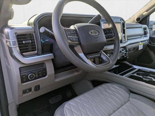 2025 Ford F-350 Platinum