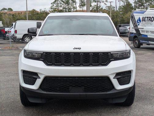 2024 Jeep Grand Cherokee Altitude