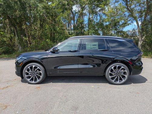 2025 Lincoln Nautilus Black Label