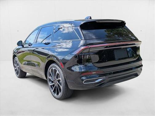 2025 Lincoln Nautilus Black Label