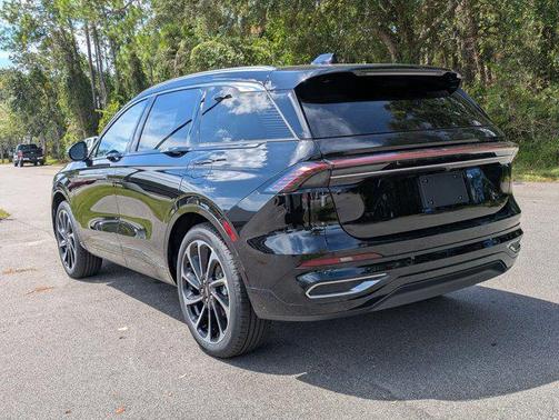 2025 Lincoln Nautilus Black Label