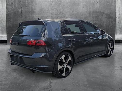 2017 Volkswagen Golf GTI 2.0T S 4-Door