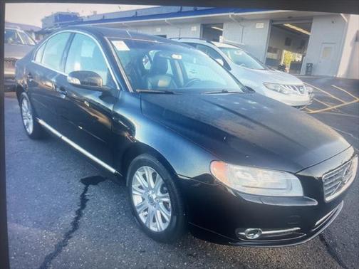 Photo 4 of 14 of 2010 Volvo S80 3.2