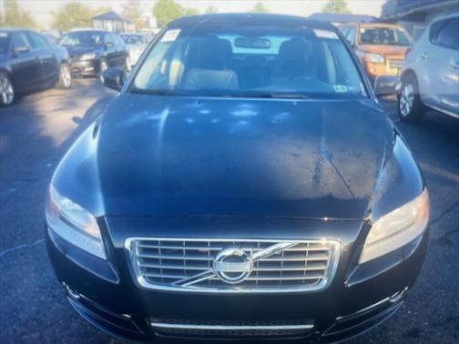 Photo 2 of 14 of 2010 Volvo S80 3.2