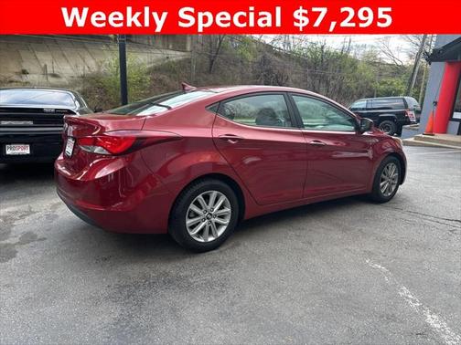2014 Hyundai ELANTRA SE