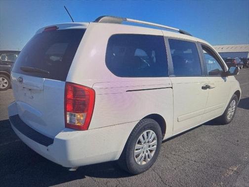 2012 Kia Sedona LX