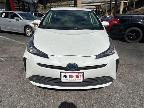 2019 Toyota Prius L