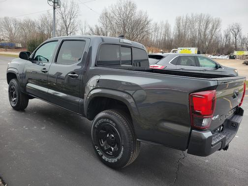 2020 Toyota Tacoma SR