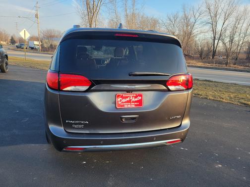 2017 Chrysler Pacifica Limited