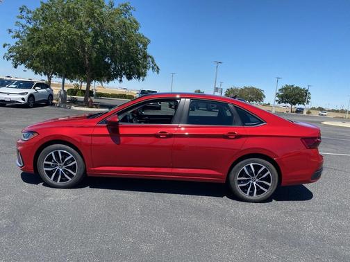2025 Volkswagen Jetta 1.5T SE