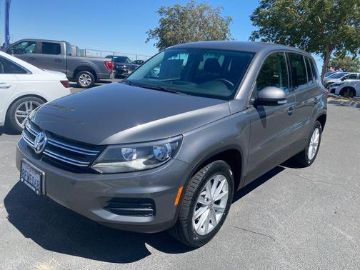 2018 Volkswagen Tiguan Limited 2.0T