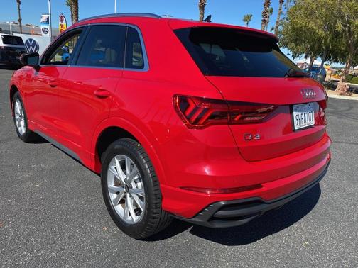 2023 Audi Q3 Premium 45 TFSI S line quattro Tiptronic