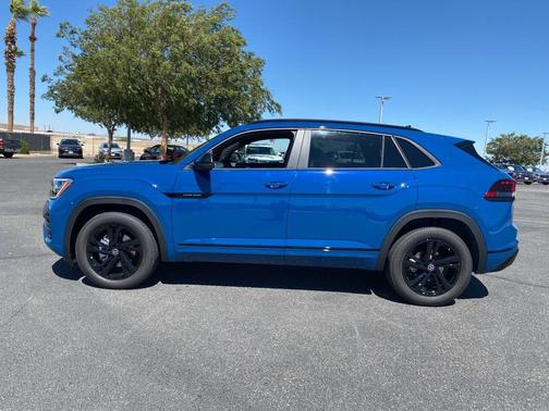 2026 Volkswagen Atlas Cross Sport 2.0T SEL