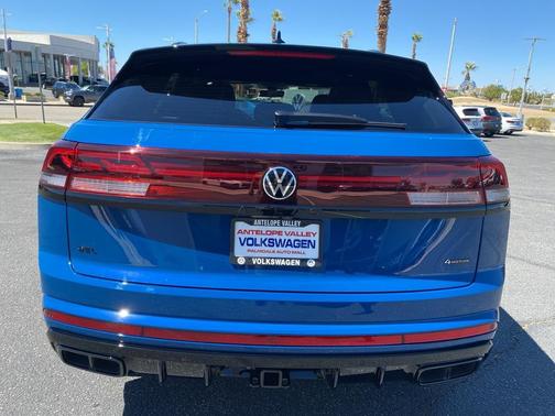2026 Volkswagen Atlas Cross Sport 2.0T SEL