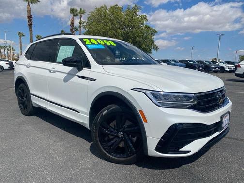 2023 Volkswagen Tiguan 2.0T SE R-Line Black