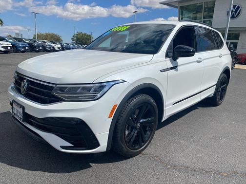 2023 Volkswagen Tiguan 2.0T SE R-Line Black