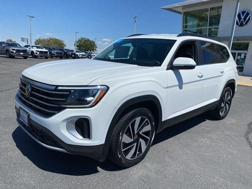 2024 Volkswagen Atlas 2.0T SE