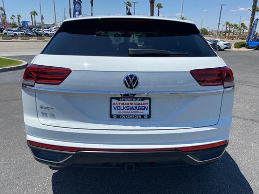 2022 Volkswagen Atlas Cross Sport 3.6L V6 SE w/Technology
