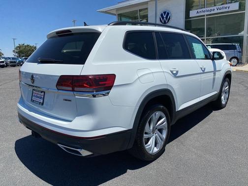 2022 Volkswagen Atlas 3.6L SE w/Technology