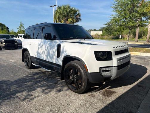 2023 Land Rover Defender S