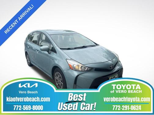 2017 Toyota Prius v Three