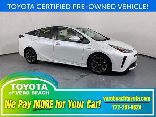 2021 Toyota Prius XLE