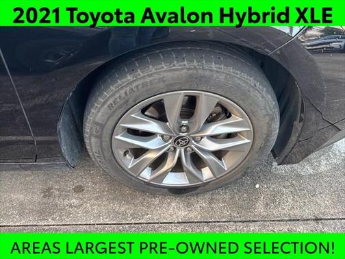 2021 Toyota Avalon Hybrid XLE Plus