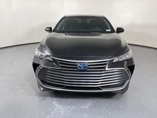 2021 Toyota Avalon Hybrid XLE Plus