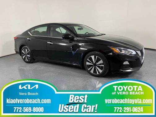 2022 Nissan Altima 2.5 SV