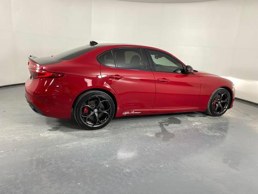 2018 Alfa Romeo Giulia Ti Sport