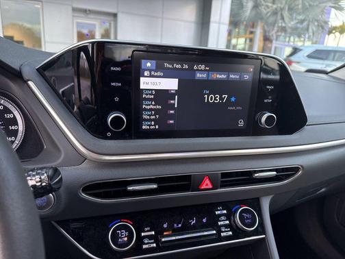 2022 Hyundai SONATA SEL