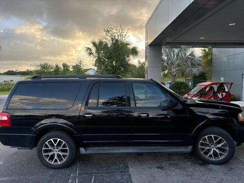 2017 Ford Expedition EL XLT