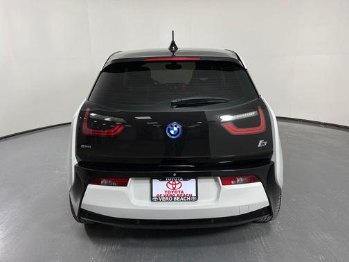 2017 BMW i3 94 Ah w/Range Extender