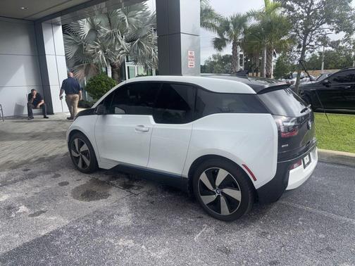 2017 BMW i3 94 Ah w/Range Extender