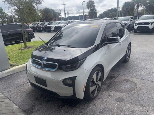 2017 BMW i3 94 Ah w/Range Extender