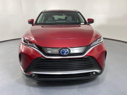 2023 Toyota Venza XLE