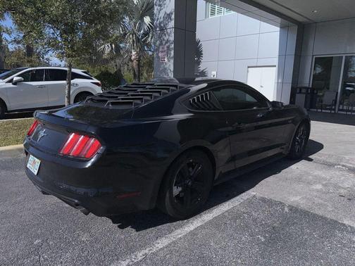 2017 Ford Mustang V6