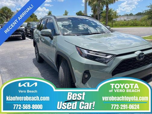 2023 Toyota RAV4 Hybrid XLE Premium