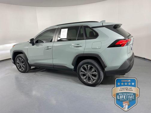 2023 Toyota RAV4 Hybrid XLE Premium