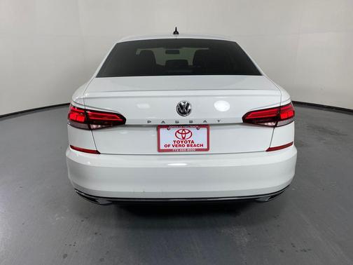 2021 Volkswagen Passat 2.0T S