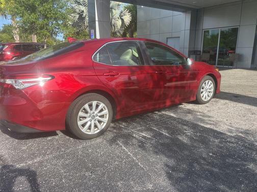 Ruby Flare Pearl 2019 Toyota Camry LE