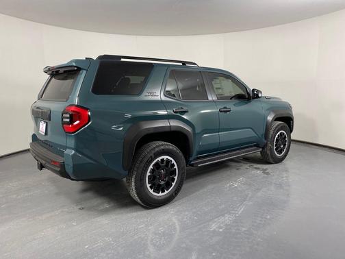 2025 Toyota 4Runner TRD Off Road
