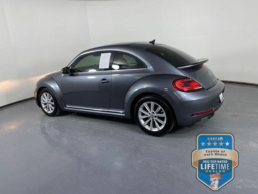 2018 Volkswagen Beetle 2.0T SE